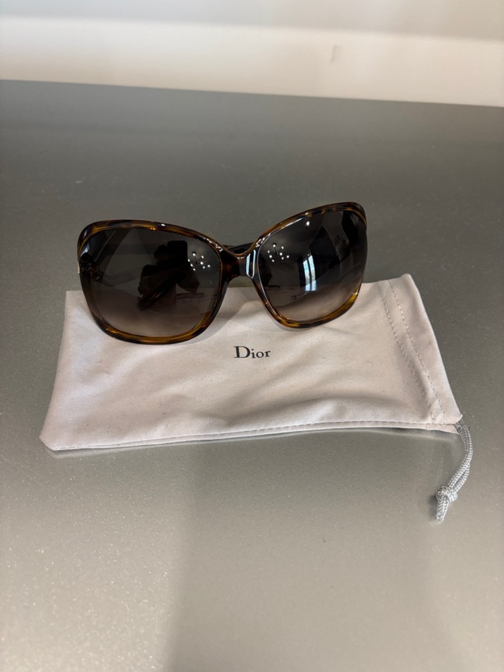 Christian Dior “Madrague” Oversized Tortoiseshell Sunglasses – Gradient Lenses